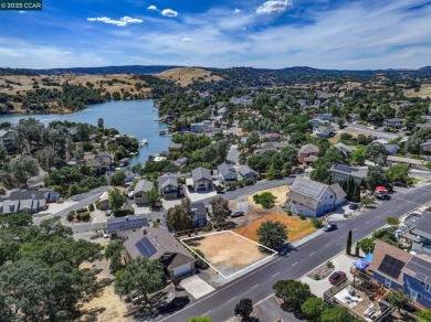 Lake Lot For Sale in Copperopolis, California