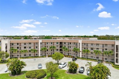 Lake Condo For Sale in Sunrise, Florida