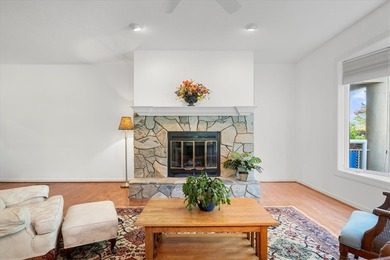 Charming Lakeview Condo in Amenity-Rich Keowee Key! Welcome to - photo 2