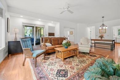 Charming Lakeview Condo in Amenity-Rich Keowee Key! Welcome to - photo 4