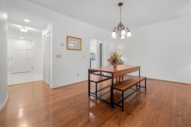 Charming Lakeview Condo in Amenity-Rich Keowee Key! Welcome to - photo 9