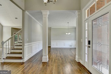 Elegant fully renovated Ranch Style house, ready to move in - photo 6