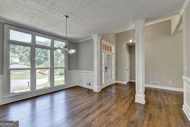 Elegant fully renovated Ranch Style house, ready to move in - photo 7