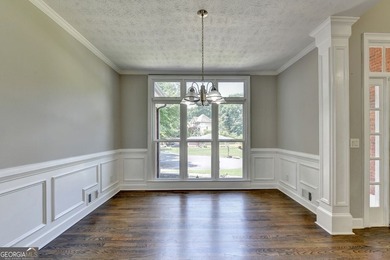 Elegant fully renovated Ranch Style house, ready to move in - photo 8
