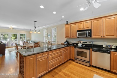 Experience coastal luxury and effortless living in The Gallery - photo 11