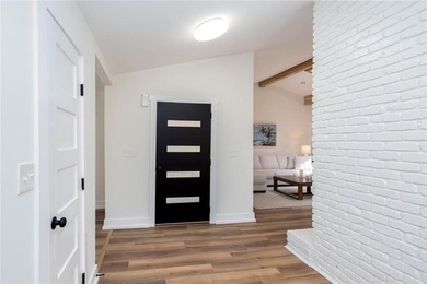 Completely renovated ranch with a fully finished basement in - photo 4