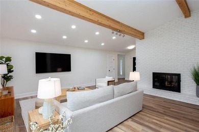 Completely renovated ranch with a fully finished basement in - photo 8