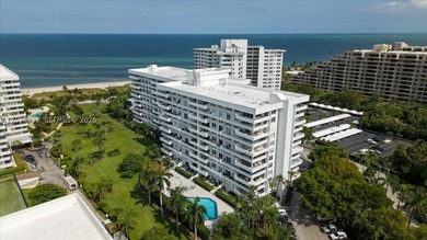 Experience the best of Key Biscayne living in this beautifully - photo 24