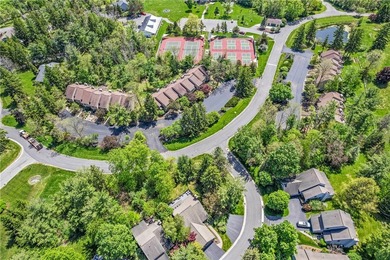 Welcome to 2 Andrews Way, a beautifully maintained retreat - photo 39