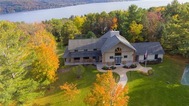 Welcome to 2 Andrews Way, a beautifully maintained retreat - photo 42