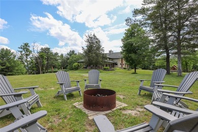 Welcome to 2 Andrews Way, a beautifully maintained retreat - photo 47