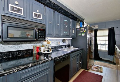 Enjoy lakefront living on Lake Secession with this 2-bedroom - photo 6