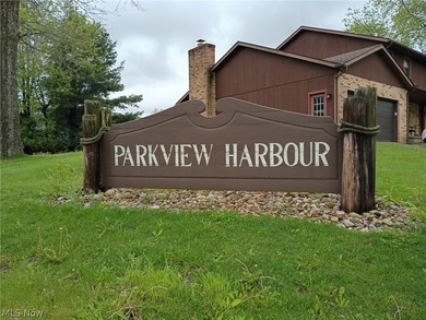 Looking for a new home! Side-by-side duplex at Meyers lake - photo 2