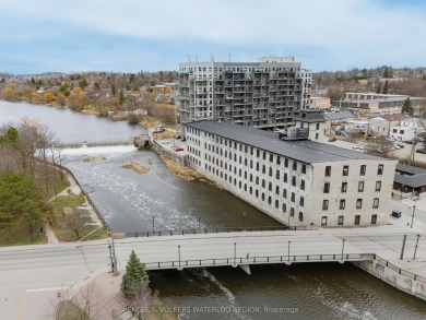 Lake Condo For Sale in Cambridge,