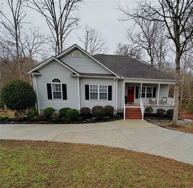 Saluda River Home For Sale in Piedmont South Carolina