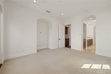 Experience the pinnacle of coastal luxury in the exclusive guard - photo 15