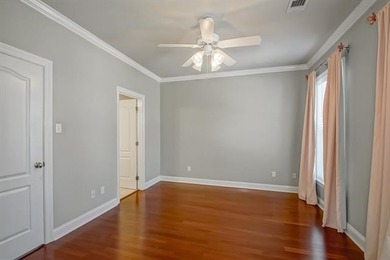 REDUCED: This is a fabulous home in an incredible neighborhood - photo 19