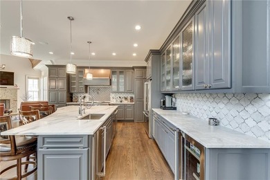 Elegant, custom built estate home on nearly 2 acres acres in - photo 21