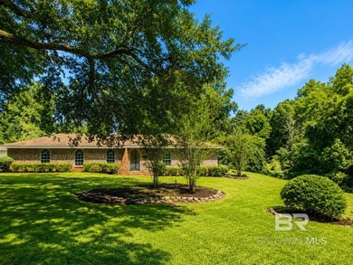 Tucked away on nearly an acre at the end of a quiet cul-de-sac - photo 2