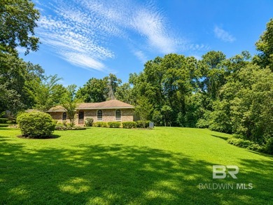 Tucked away on nearly an acre at the end of a quiet cul-de-sac - photo 3