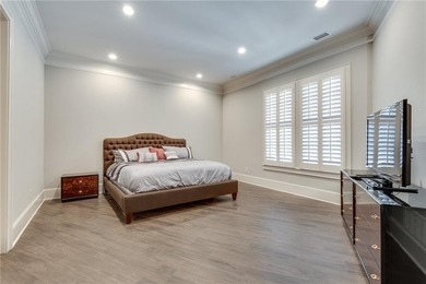 Elegant, custom built estate home on nearly 2 acres acres in - photo 34