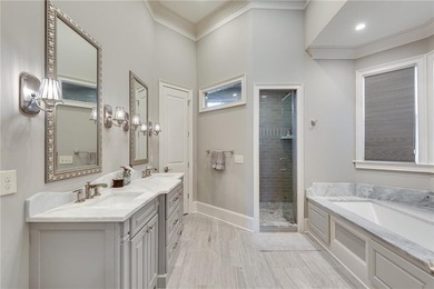 Elegant, custom built estate home on nearly 2 acres acres in - photo 35