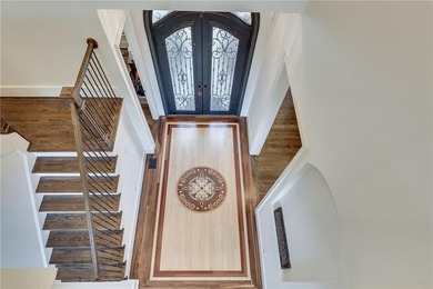 Elegant, custom built estate home on nearly 2 acres acres in - photo 42