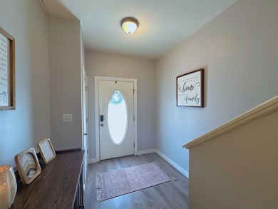 Located just off Main Street in Destin - this 3 bed, 2 bath - photo 4
