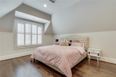 Elegant, custom built estate home on nearly 2 acres acres in - photo 44