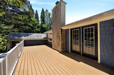 Welcome to 490 Van Voorhis Ave! Offered for the first time in - photo 5