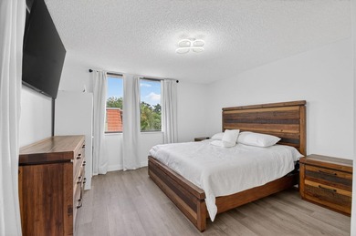 Beautiful and elegant 2-bedroom, 2.5-bath townhome in one of the - photo 15