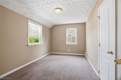 A Home That's Ready for Its Next Chapter There's something about - photo 18