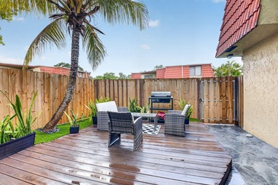 Beautiful and elegant 2-bedroom, 2.5-bath townhome in one of the - photo 27