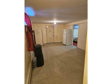 Nicely maintained 2 family home with wood floors. 1st floor has - photo 32