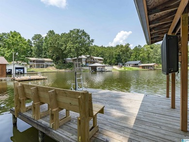 Great location, even better lake views! This move-in ready home - photo 45