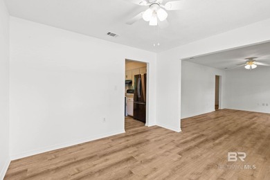 Enjoy the freedom of no HOA and the comfort of move-in-ready - photo 10