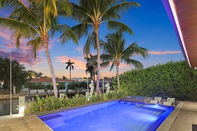 Stunning contemporary 5-bedroom + office waterfront residence - photo 50