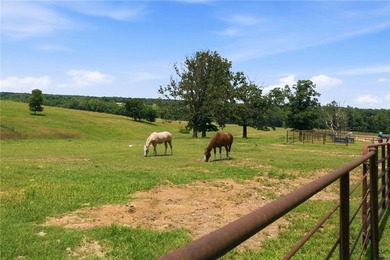 Beyond the bustle of town, where rolling pastures meet endless - photo 11