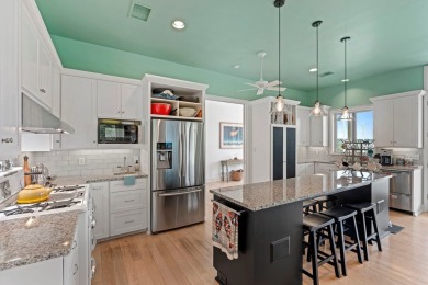 834 NORTHWOOD HILLS - FIRST TIME ON THE MARKET!