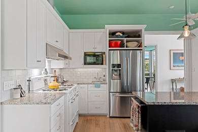 834 NORTHWOOD HILLS - FIRST TIME ON THE MARKET!