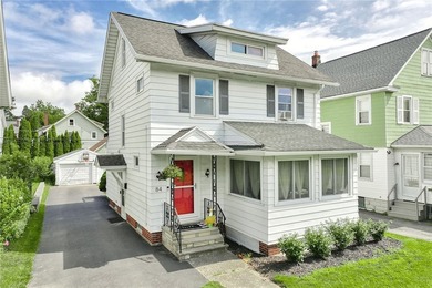 Welcome home to this beautifully maintained colonial! Fun and - photo 1