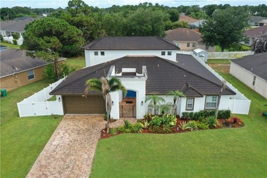 Luxurious CBS built 2007 Mediterranean style home with countless - photo 1