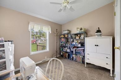Extremely well maintained & immaculate 3 bed 2 bath home with - photo 36
