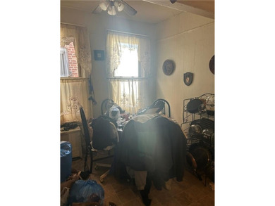Charming semi-attached home in the heart of East Flatbush - photo 3