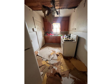 Opportunity is knocking! This unique property offers endless - photo 6