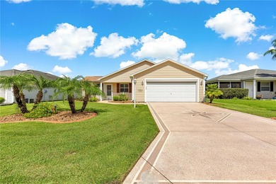 BOND PAID!!!!BEING SOLD TURNKEY Welcome Home to this beautiful - photo 3
