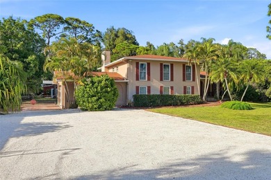 Under contract-accepting backup offers. Private estate living in - photo 3