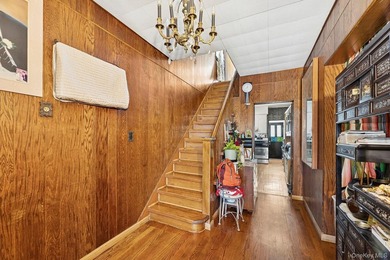 Excellent investment opportunity in the heart of Flushing - photo 9