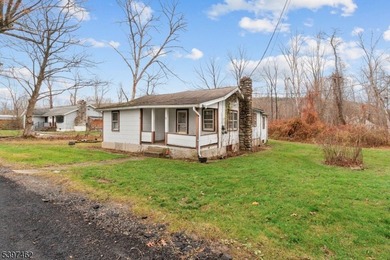 Culver Lake Home For Sale in Frankford Twp. New Jersey