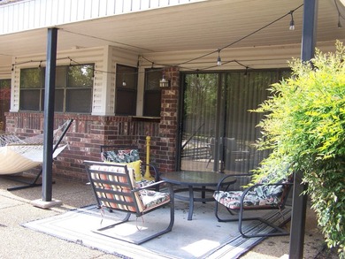 Great nightly rental...Priced to sell..gated and secure...Key - photo 11